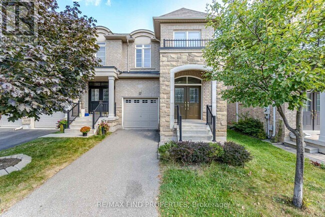 2371 Baronwood Dr in Oakville, ON - Building Photo - Building Photo