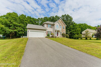 8 Ryan Ct in Clifton Park, NY - Building Photo - Building Photo