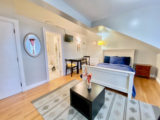 47 Worcester St, Unit 3