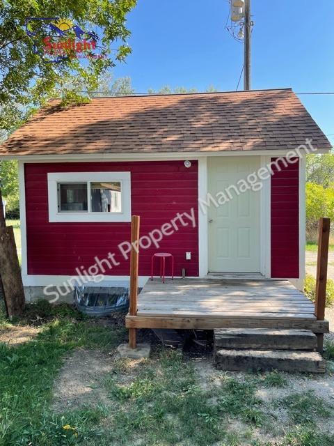 1 S Main St in Joliet, MT - Building Photo