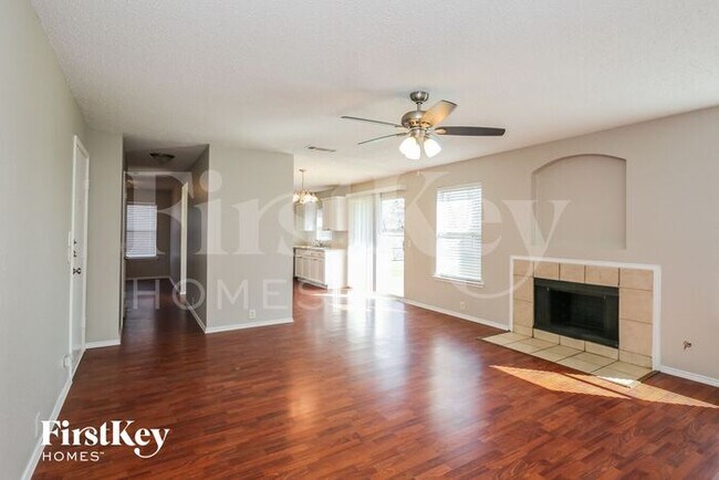 1402 Caleo Dr in Glenn Heights, TX - Building Photo - Building Photo