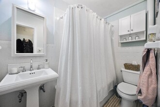 7 Park Ave in New York, NY - Building Photo - Building Photo