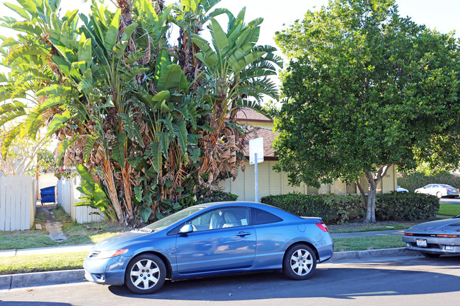 The Verde Street Apartments in Garden Grove, CA - Building Photo - Building Photo