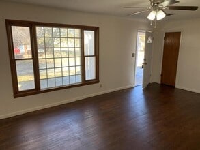 2121 E Eucalyptus Ave in Enid, OK - Building Photo - Building Photo