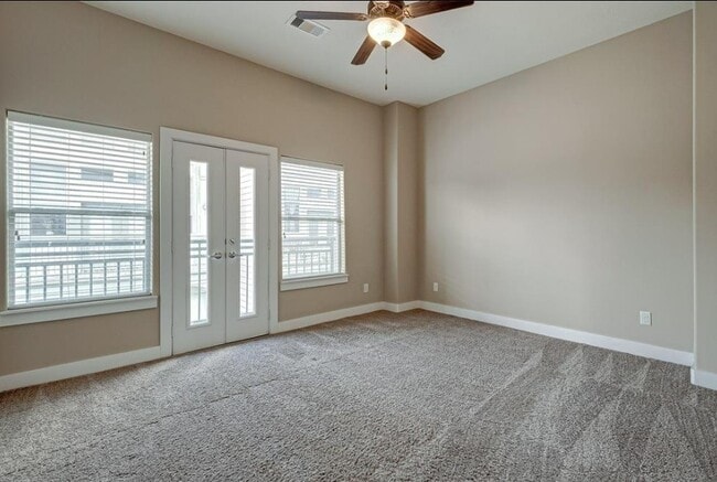 property at 1215 Wentworth St