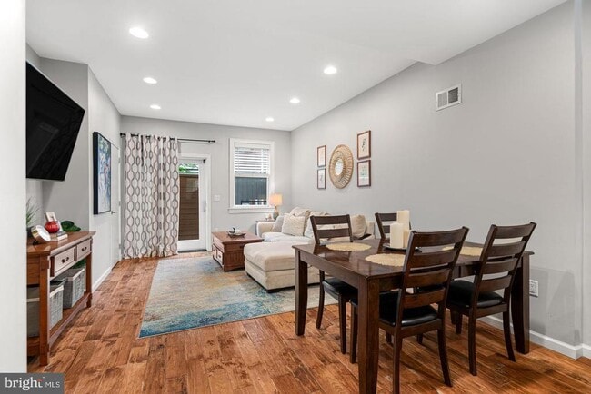 1254 S Peach St in Philadelphia, PA - Building Photo - Building Photo