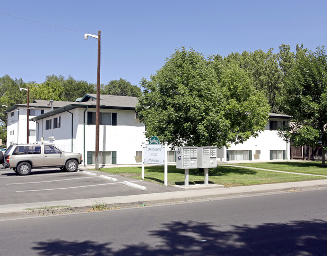 Southgate Apartments in Pueblo, CO - Building Photo - Building Photo