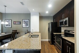 5806 Birchbrook Dr in Dallas, TX - Building Photo - Building Photo
