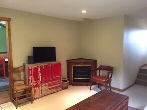 755 Prospect Rd in Columbia, PA - Foto de edificio - Building Photo