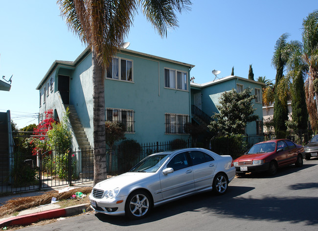 4450 Maplewood Ave in Los Angeles, CA - Building Photo - Building Photo