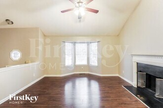 1237 Regal Heights Dr in Lithonia, GA - Building Photo - Building Photo