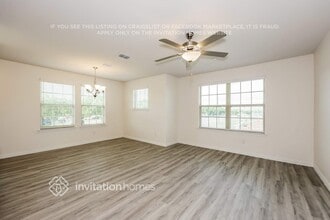 746 Bonnet Trl in Arlington, TX - Foto de edificio - Building Photo