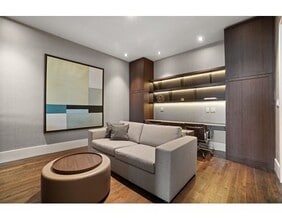 316 Beacon St, Unit 2 in Boston, MA - Building Photo - Building Photo