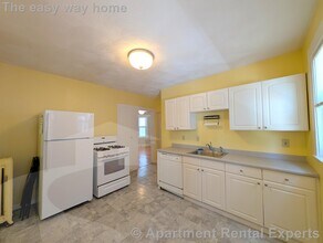 79 Conwell Ave in Somerville, MA - Building Photo - Building Photo