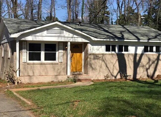property at 2614 Golf Course Ln