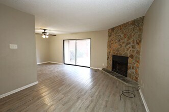 1307 Baytree Dr in Valdosta, GA - Building Photo - Building Photo