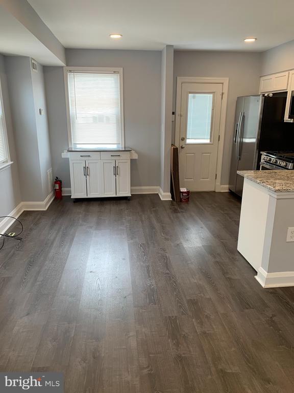 property at 4429 Newport Ave