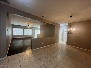 3425 Lapwing Dr in North Las Vegas, NV - Building Photo - Building Photo
