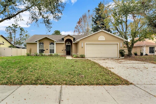 1564 Cypress Woods Cir