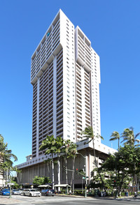 Royal Kuhio in Honolulu, HI - Foto de edificio - Building Photo