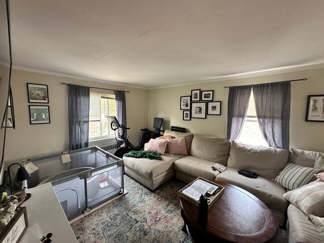 32 Bishop Rd, Unit 3, Unit 3