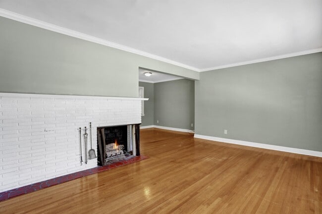 1118 S Perkins Rd in Memphis, TN - Building Photo - Building Photo