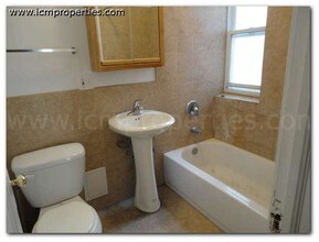 2000 W Foster Ave-Unit -2008-3 (FP) in Chicago, IL - Building Photo - Building Photo