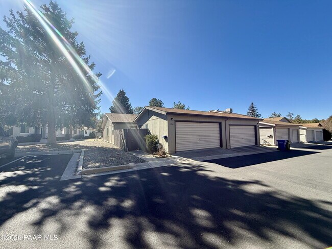 350 Rim Rock Cir in Prescott, AZ - Building Photo - Building Photo