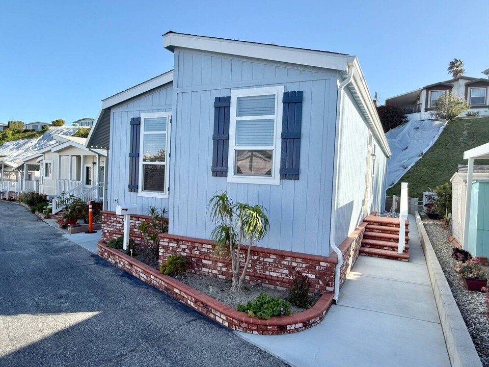 2550 Pacific Coast Hwy in Torrance, CA - Building Photo