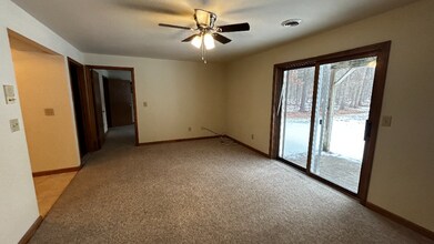 916 Kings Rd in Schenectady, NY - Foto de edificio - Building Photo