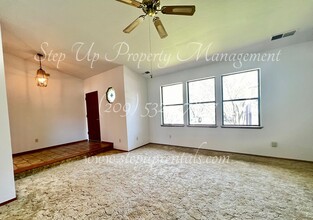 15495 Buena Vista Avenida in Sonora, CA - Building Photo - Building Photo