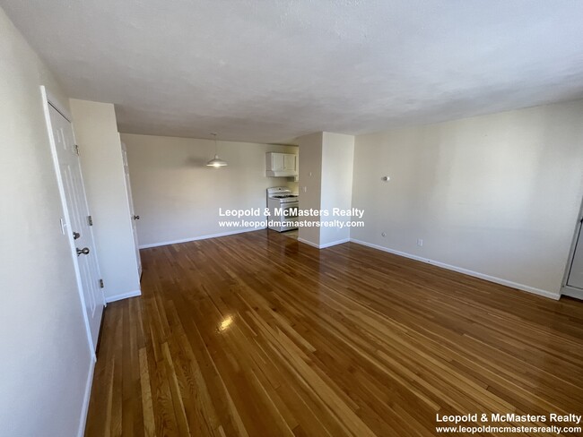 81 Litchfield St, Unit 15