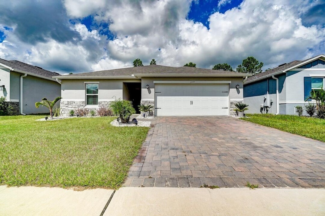 2777 Sanctuary Dr in Clermont, FL - Building Photo