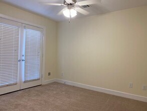 11604 Main Cypress Dr in Houston, TX - Foto de edificio - Building Photo