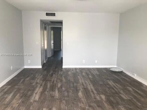 13300 SW 1st St, Unit 301O in Pembroke Pines, FL - Building Photo - Building Photo