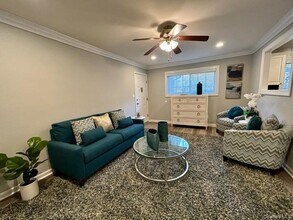 1 Dark Hollow Rd in Port Jefferson, NY - Building Photo - Building Photo