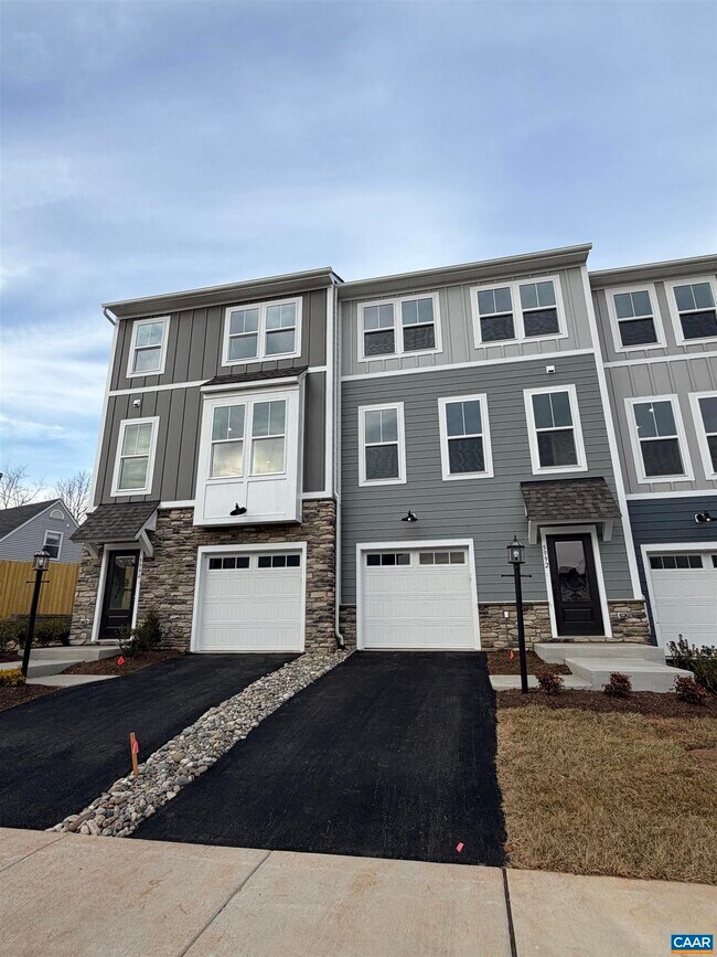 5992 Cling Ln in Crozet, VA - Building Photo - Building Photo