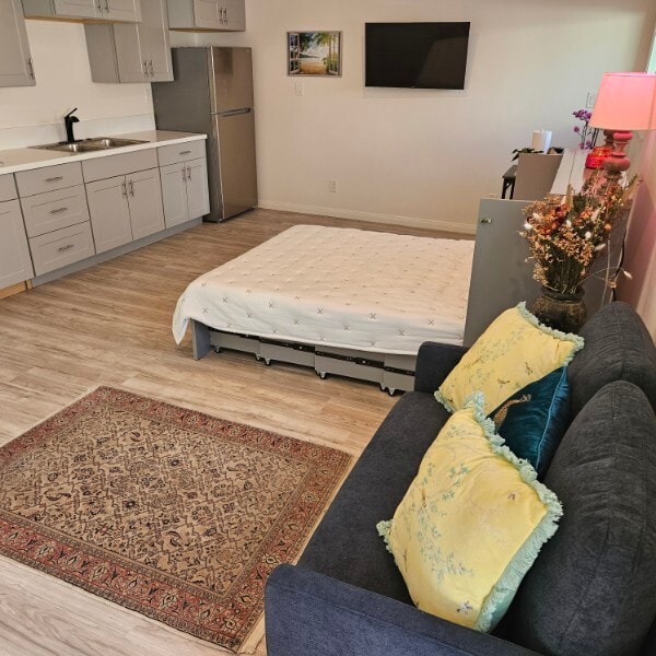 4510 Willens Ave, Unit 1 in Woodland Hills, CA - Building Photo - Building Photo