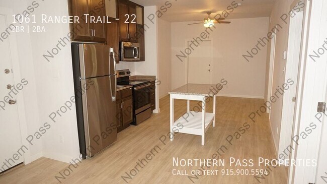 1061 Ranger Trail-Unit -22 in El Paso, TX - Foto de edificio - Building Photo