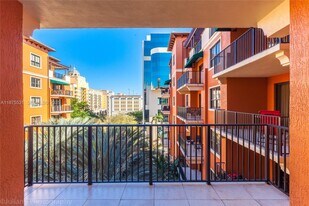 100 Andalusia Ave, Unit 609 in Coral Gables, FL - Building Photo