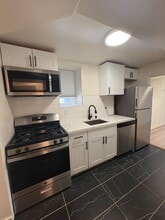 3927-3929 Ruby St in Oakland, CA - Foto de edificio - Building Photo