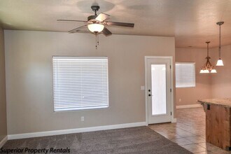 406 N Creek Ridge Dr in Washington, UT - Building Photo - Building Photo