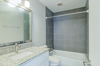 Manor Flats in Austin, TX - Building Photo - Interior Photo