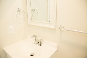 4 Camilla Crescent in Toronto, ON - Building Photo - Building Photo