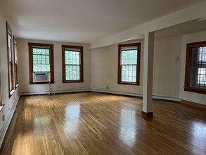 87 Bristol St, Unit 2a in Cambridge, MA - Foto de edificio - Building Photo