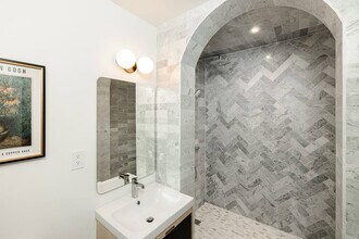 1510 Race St in Cincinnati, OH - Building Photo - Building Photo