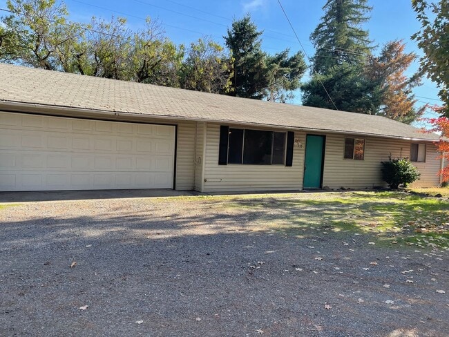 property at 735 Kenyon St