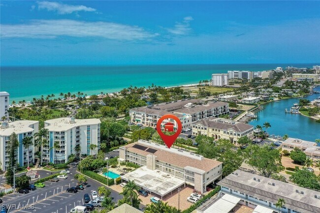 property at 212 Banyan Blvd