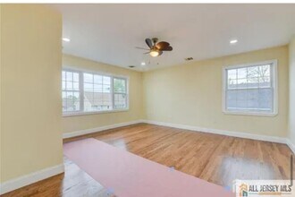 607 Almon Ave in Woodbridge Township, NJ - Building Photo - Building Photo