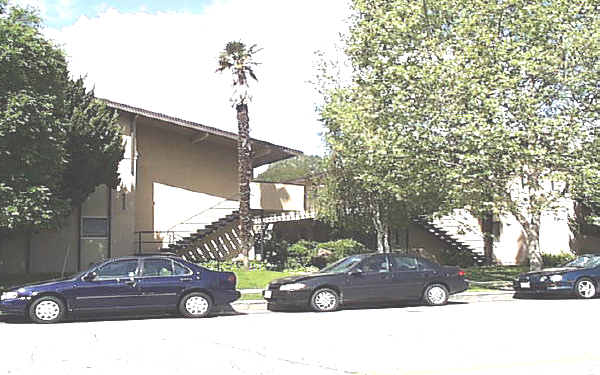 4217-4223 Dixie Canyon Ave in Sherman Oaks, CA - Building Photo